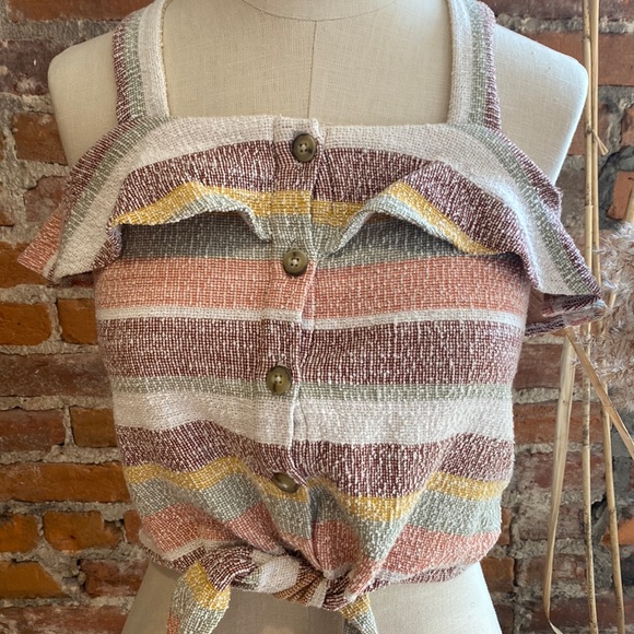 Madewell Texture and Thread Ruffle Crop Top - Picture 1 of 6